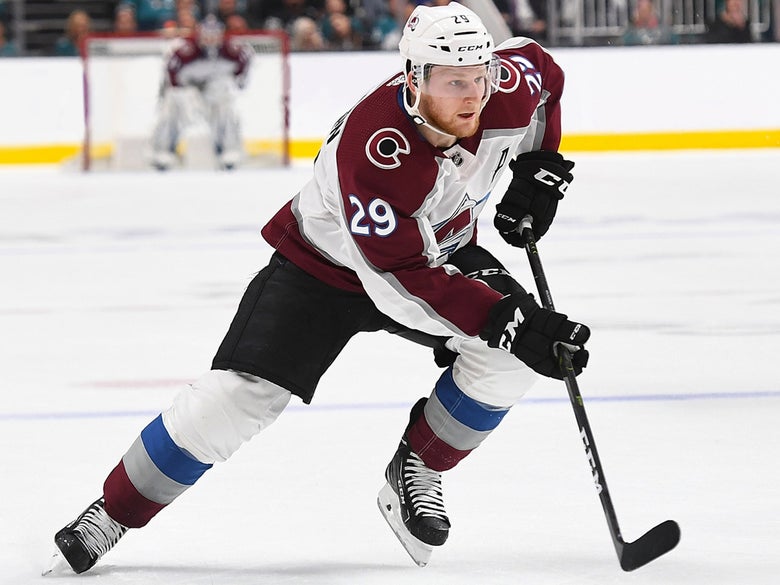 Why Pro Stock Hockey Gear Makes All the Difference